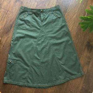 Green cargo skirt brass buttons